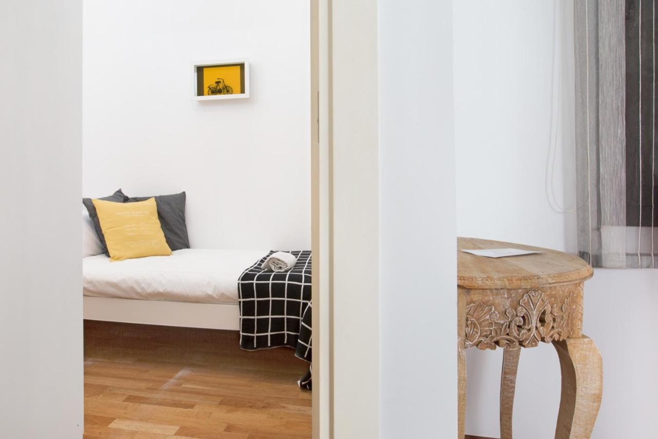 Stay U-Nique Apartments Balmes برشلونة المظهر الخارجي الصورة